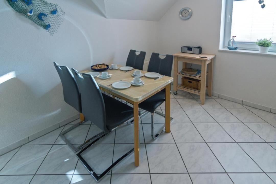 Ferienwohnung-Noerddiek-Strandnaehe-Meerblick Норддайх Екстериор снимка