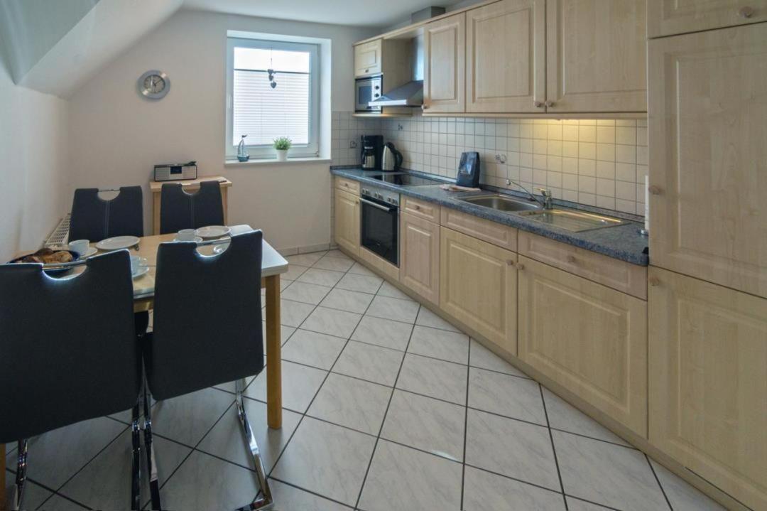 Ferienwohnung-Noerddiek-Strandnaehe-Meerblick Норддайх Екстериор снимка